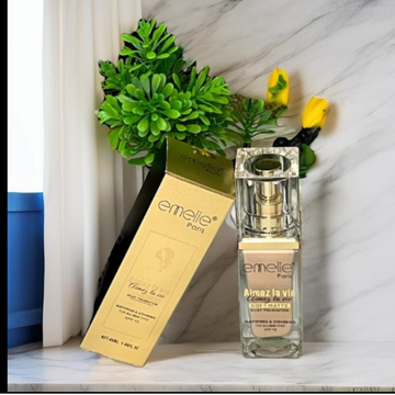 Emelie Liquid Foundation